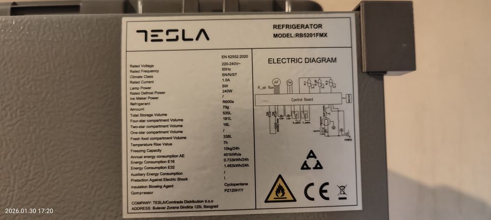 Хладилник TESLA (model: RB5201FMX )