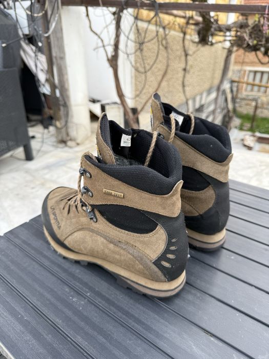 La Sportiva ловни обувки 43 номер