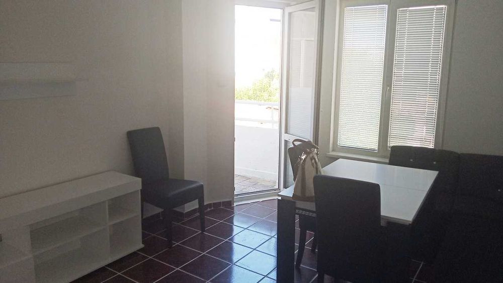 Дава се под наем Двустаен апартамент в София, Зона Б-18 - 65 кв.м за 459 € - Снимка #1