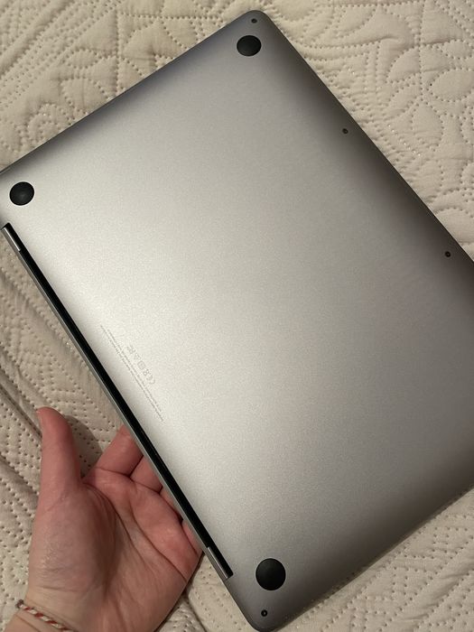 Продам MacBook Pro 13