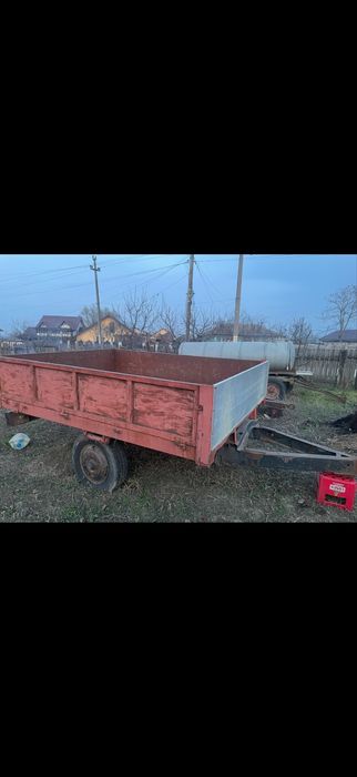 Tractor universal 445