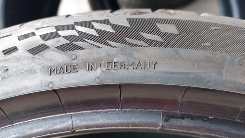 Летни гуми 255/35/19 Continental SportContact7 2 броя