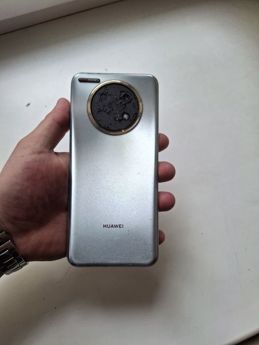 Продам Huawei nova y93 128gb