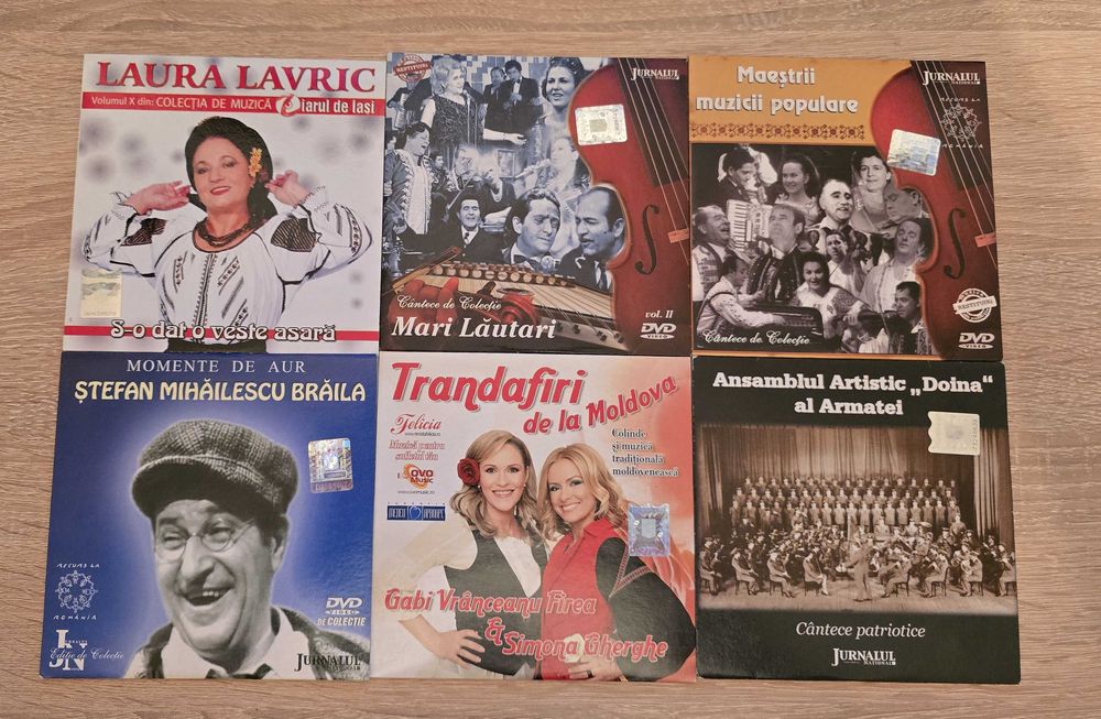 CD-uri cu muzică populară și ușoară românească
