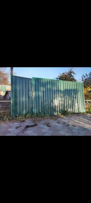 Продам ворота с калиткой