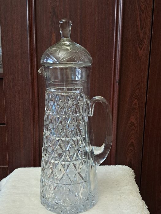 Кувшин хрустальный