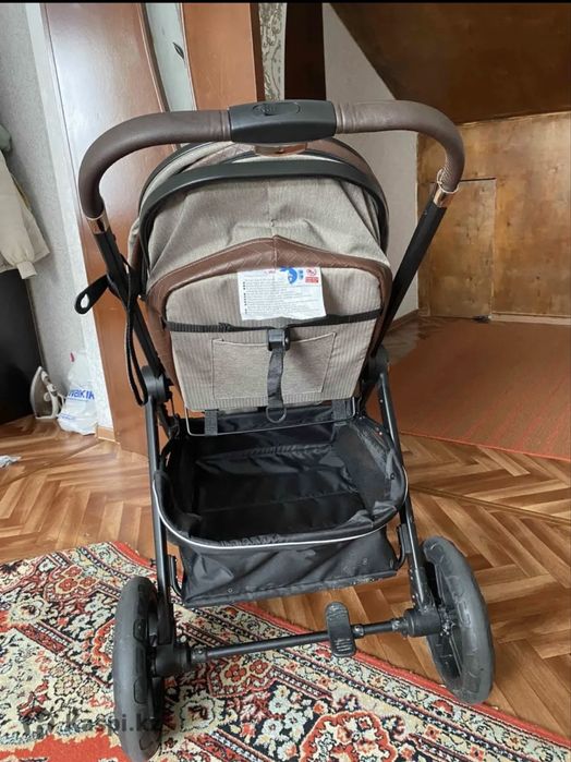 Продам коляску детскую