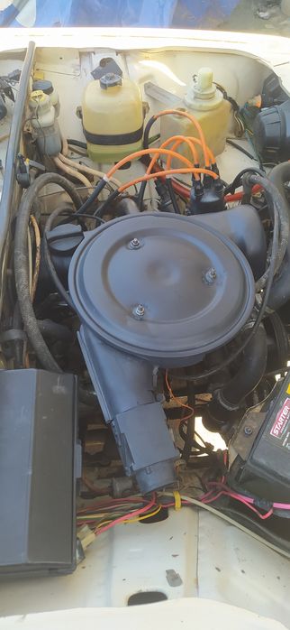 Vaz 2107. Srochna sotiladi 2000 yil radnoy kraska