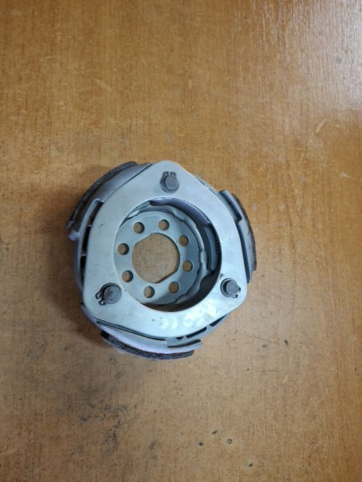 Ambreiaj Aprilia Scarabeo Atlantic  Gilera  Beverly  X9 Vespa 250-300c