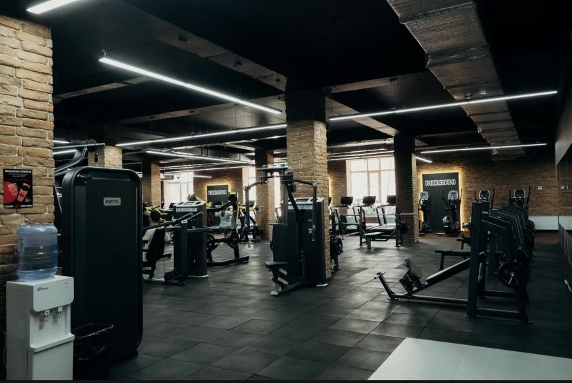 Годовой абонемент в фитнес зал