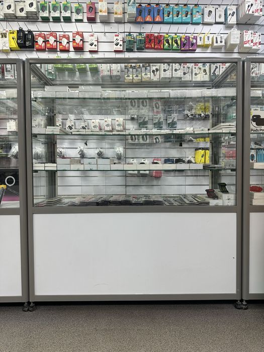 Продаются витрины