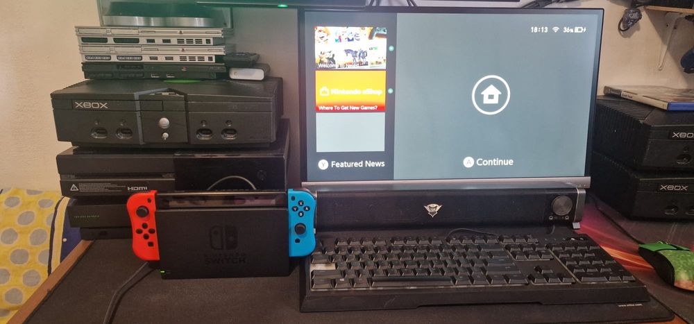 Vând Nintendo Switch V2