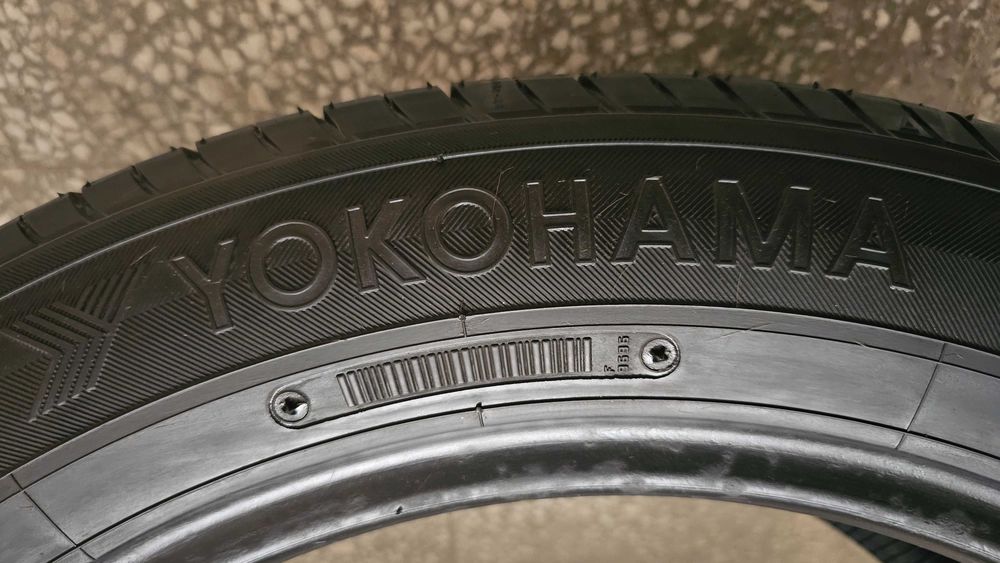 4бр летни гуми 225/55/18 Yokohama BluEarth E70 с много оставащ живот