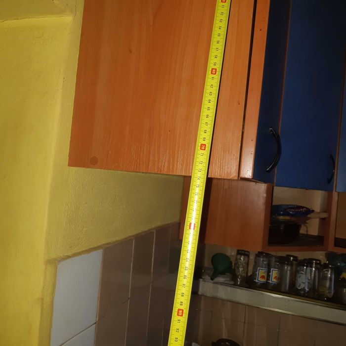 Ъглов кухненски шкаф-три секции