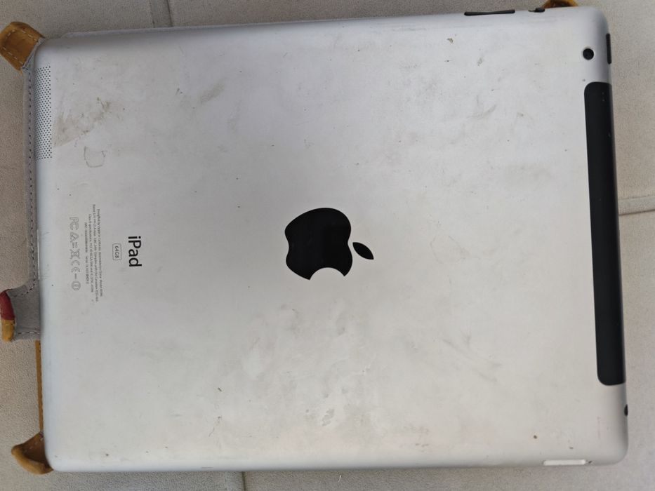 Продам планшеты 3шт