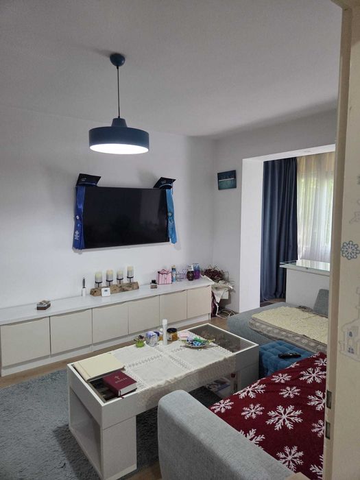 Vand apartament 2 camere etaj 1/4 Nanterre