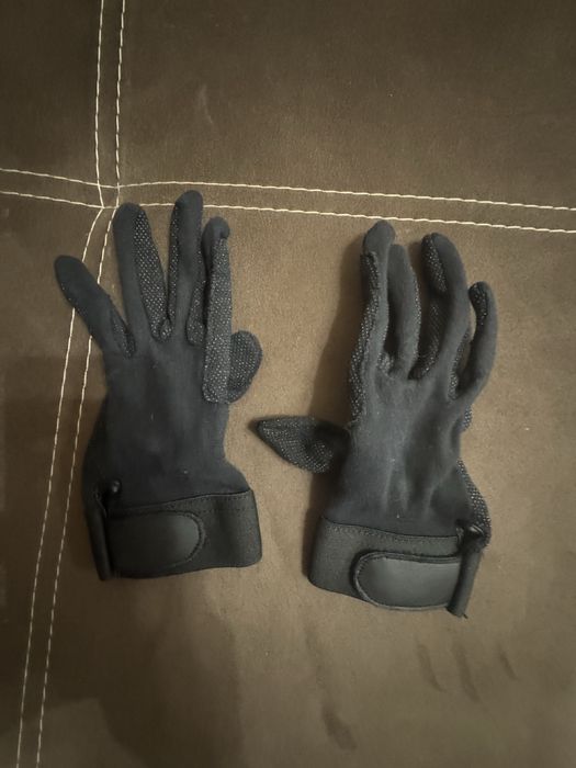 Аксесоари за конна езда