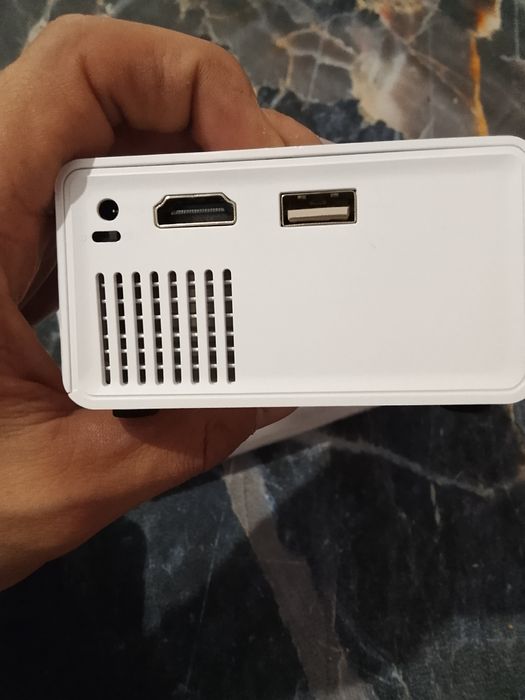 Продам проектор .