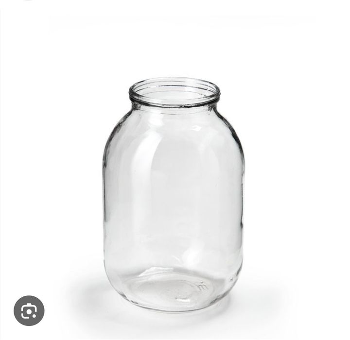 Стекляные банки 3 л и 2 л.