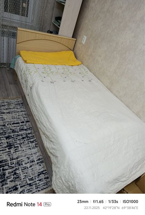 Шкаф и кровать вместе