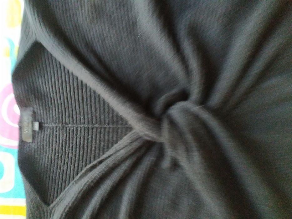 Пуловер женский р.48-50