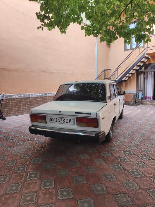 Vaz 2107 sotiladi1992