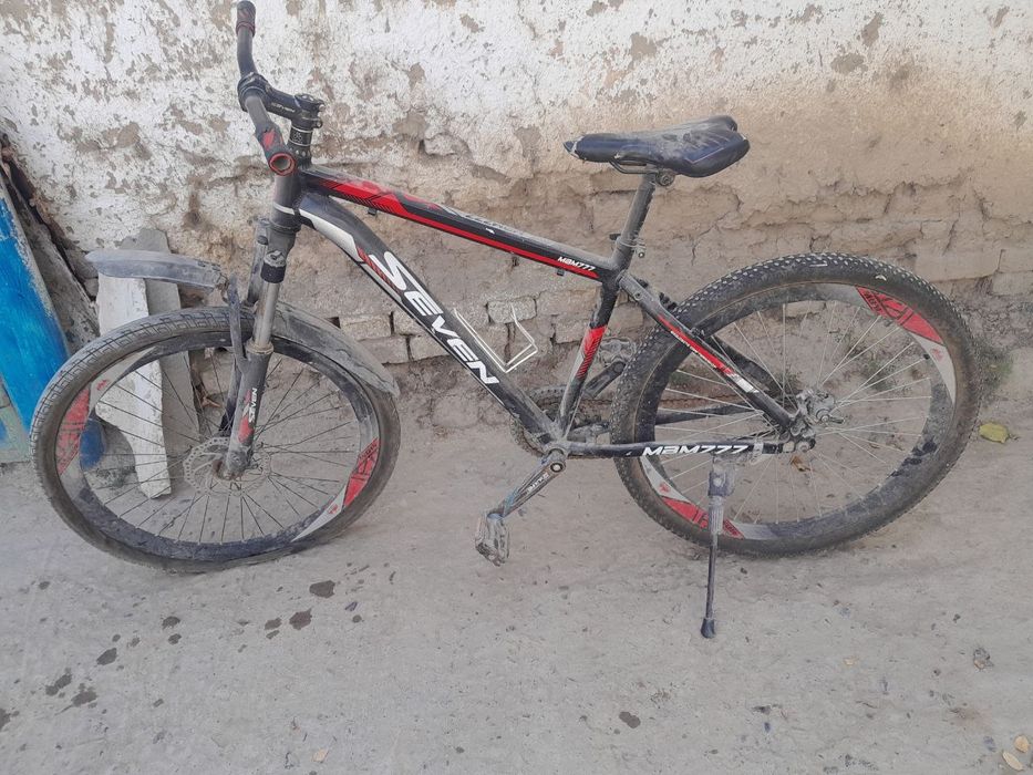 Велосипед Сотилади