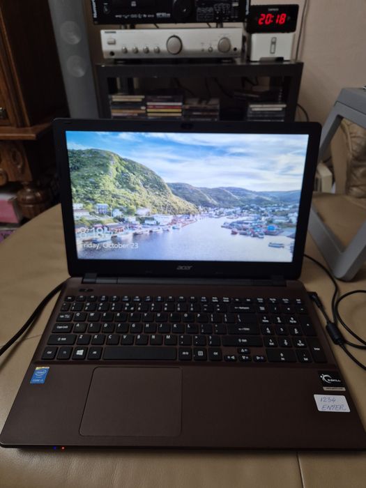 Vand laptop Acer Z5WAH, tableta Samsung Galaxi TAB A
