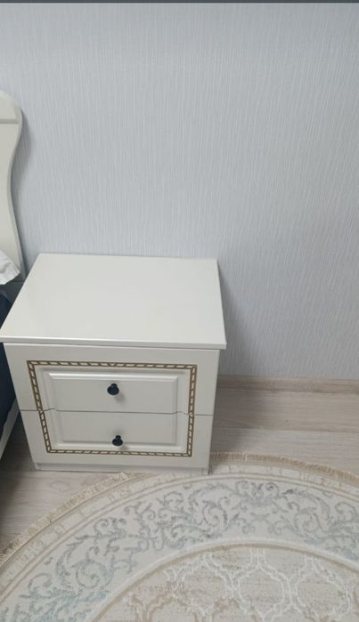 Продам спальный гарнитур срочно