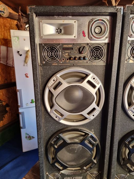 Vând boxe profesional active