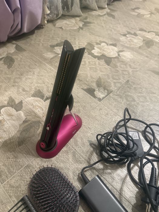 Dyson утюжок для волос. Оригинал