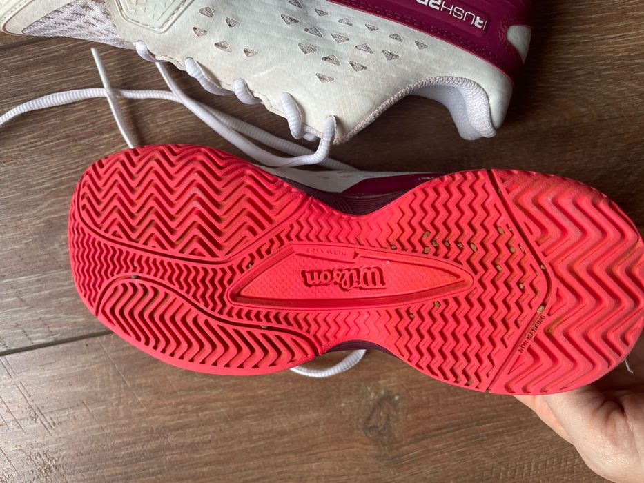 Кроссовки теннисные Wilson