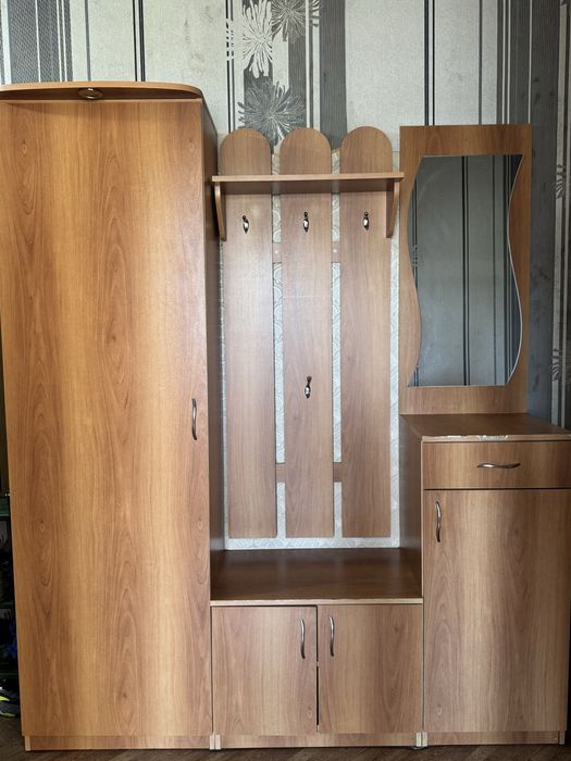 Продам недорого мебель!!