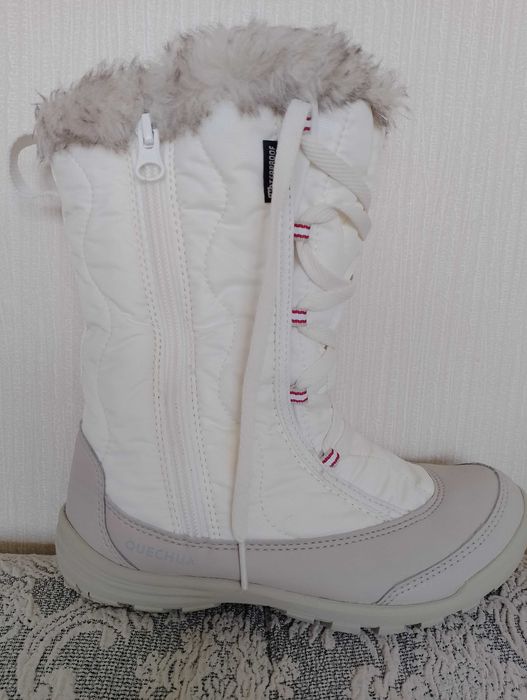 Ботуши апрески, като нови,малко носени.