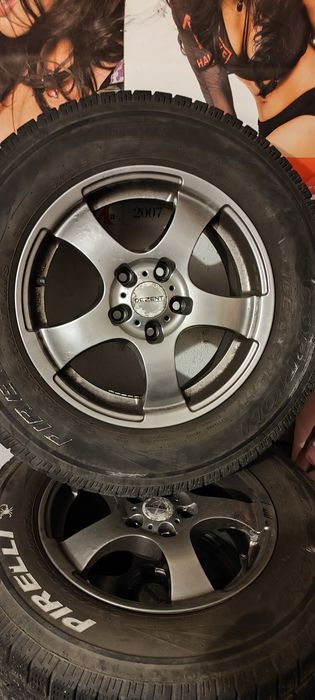 Джанти DEZENT 5*114.3  16" със зимни гуми Пирели скорпион