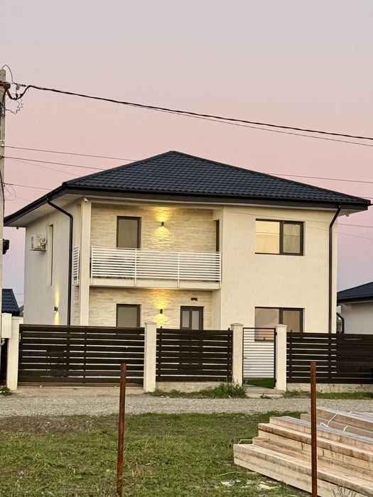 CASA 5 CAM/2 băi P+1 Miroslava-Vorovesti 120mp util, Încalzire pardoseală, strada Unirii la 30m de la asfalt. 170.000€