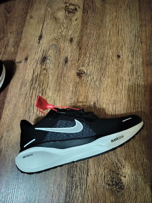 Кроссовки NIKE AIR