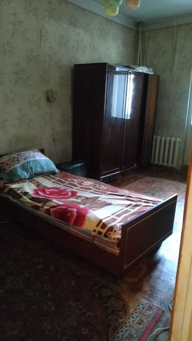 Продается своя 3-х комн. квартира в районе Ц-13 (Лабзак)