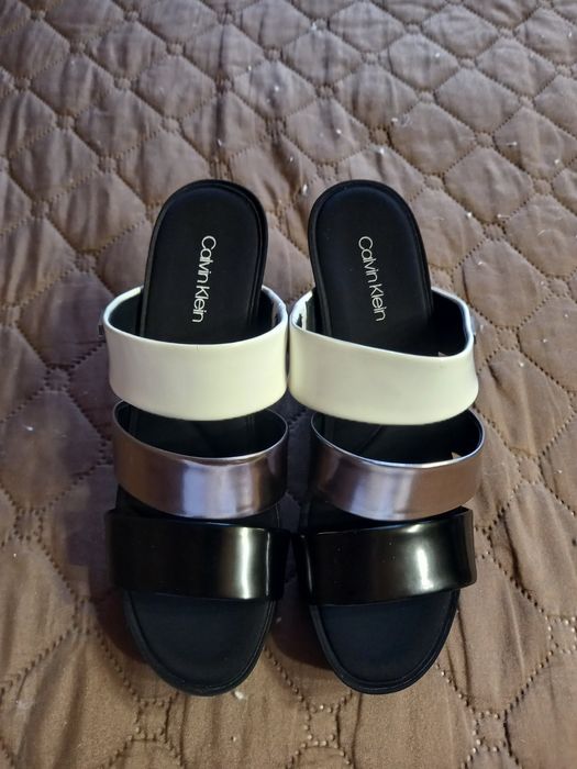 Diona Sandals Calvin Klein Dalana Sandal Продавам дамски чехли