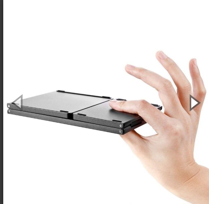 Сгъваема BLuetooth клавиатура с тъч пад