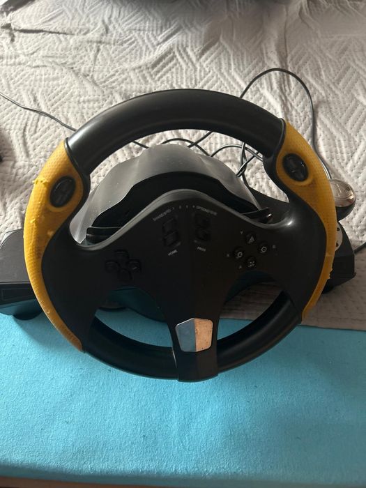 Vând volan Miria 7400