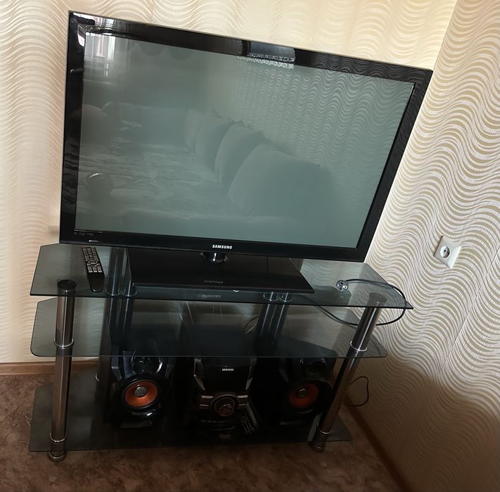 Тумба под телевизор