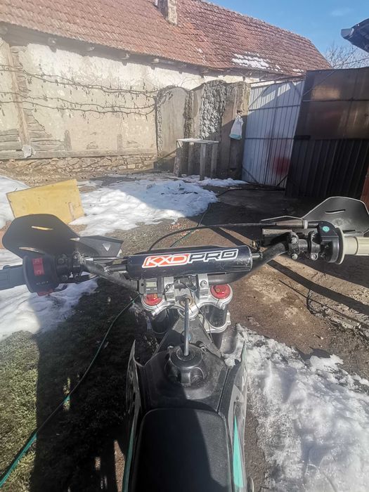 Vand motocross kxd adler 140cc