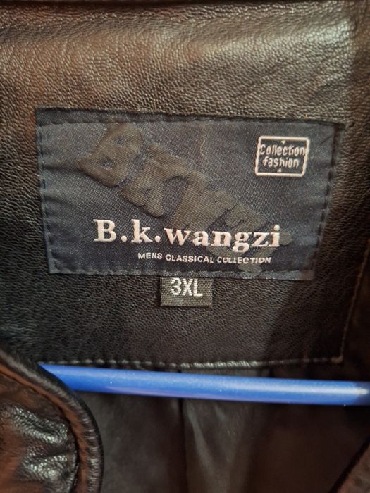 Продам куртку 50р