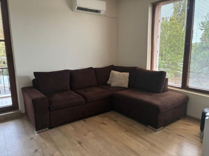 Дава се под наем Тристаен апартамент в София, Витоша - 90 кв.м за 767.55 € - Снимка #1