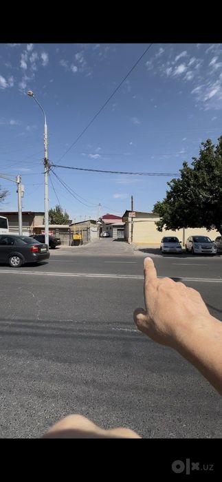 КУЧА ЮЗАСИДА УЙ СОТИЛАДИ  офис ёки тижорат учун  3.7 сотих