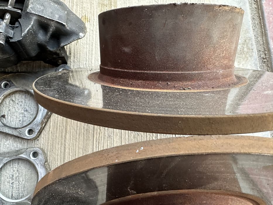 Опорные диски и Супорта ВАЗ 2101-07