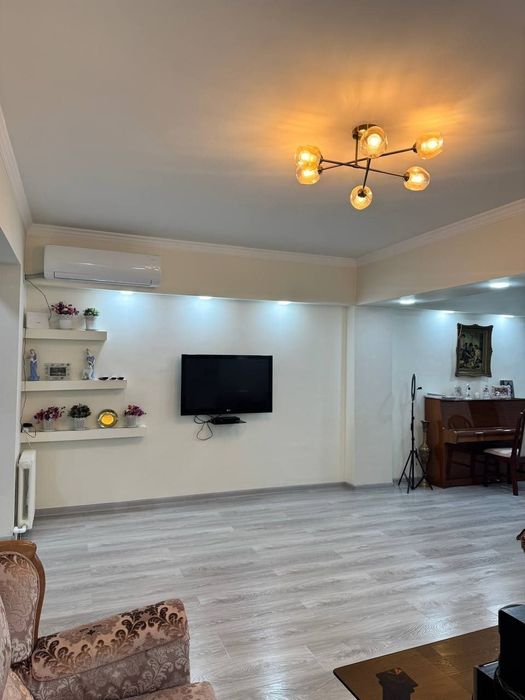 Аренда 3/7/7 ул. Юсуф Хос Ходжиб, ориентир метро Космонавтов