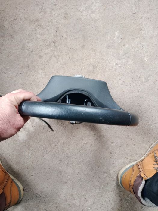 Отличен волан Опел астра К 19г с подгрев