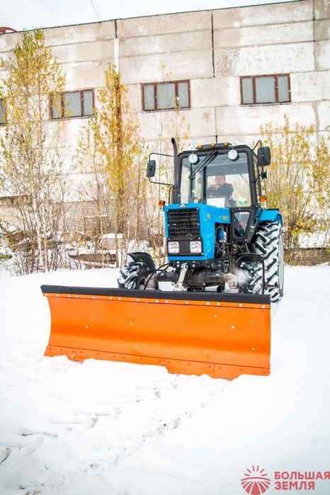 Отвал коммунальный гидроповортный